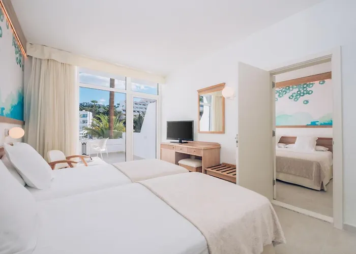 Iberostar Waves Dalias Szálloda 4*