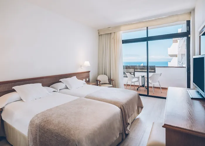 Iberostar Waves Dalias Szálloda Costa Adeje (Tenerife)