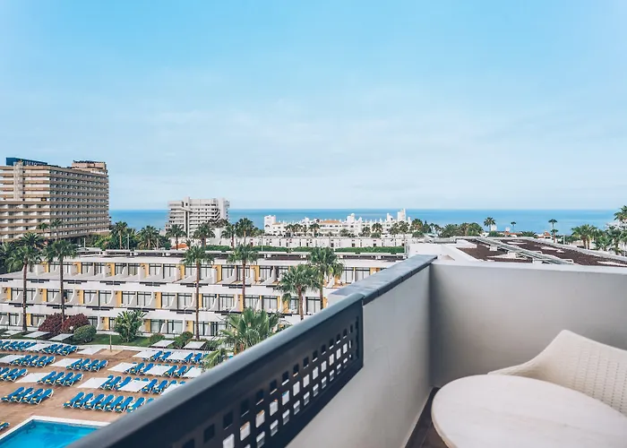 Iberostar Waves Dalias Szálloda Costa Adeje (Tenerife)