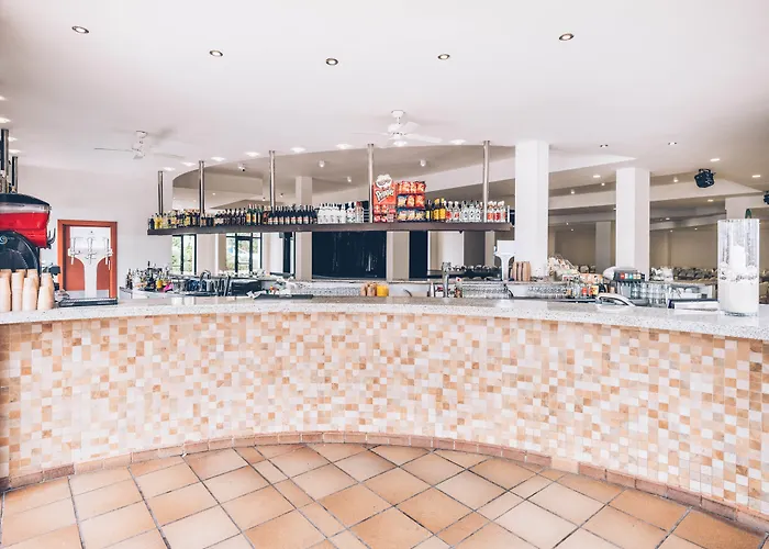 Iberostar Waves Dalias Szálloda