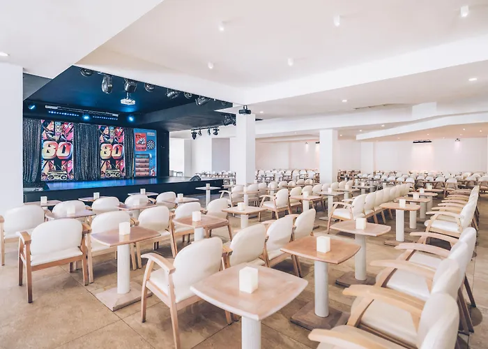 Iberostar Waves Dalias Szálloda