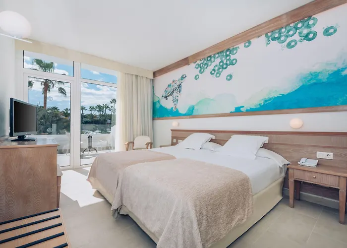 Iberostar Waves Dalias Szálloda