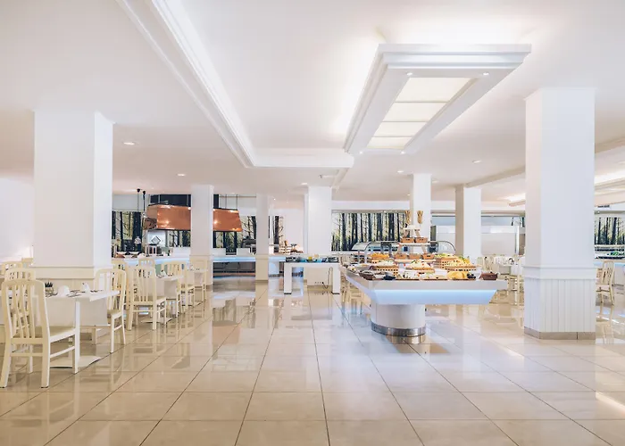 Iberostar Waves Dalias Hotel 4*