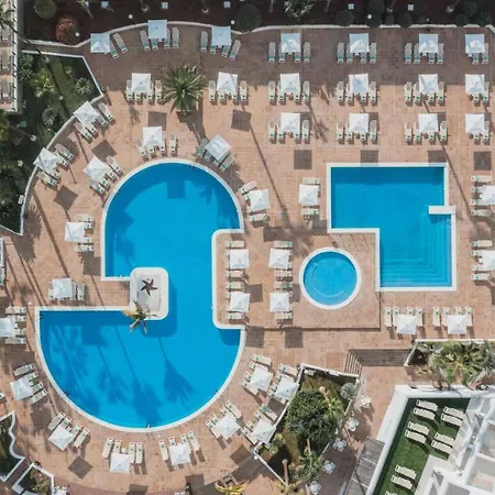 Iberostar Waves Dalias מלון